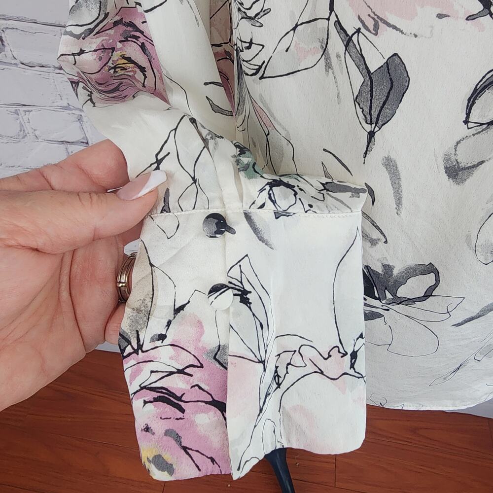White house Black Market Blouse 100% Silk Womens L Floral Fairycore Flowy - Picture 3 of 7